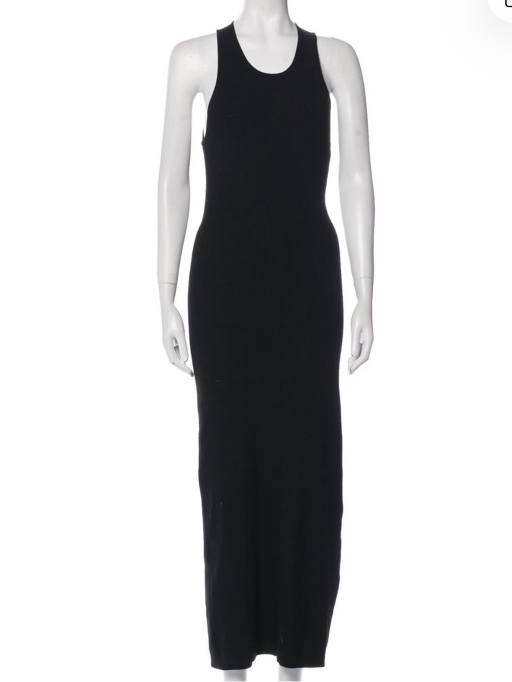 Halston Heritage
Scoop Neck Long Dress
Size: M